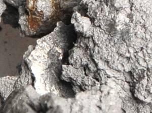 Zr 锆块（海绵锆）纯度Zr+Hf>99.5%